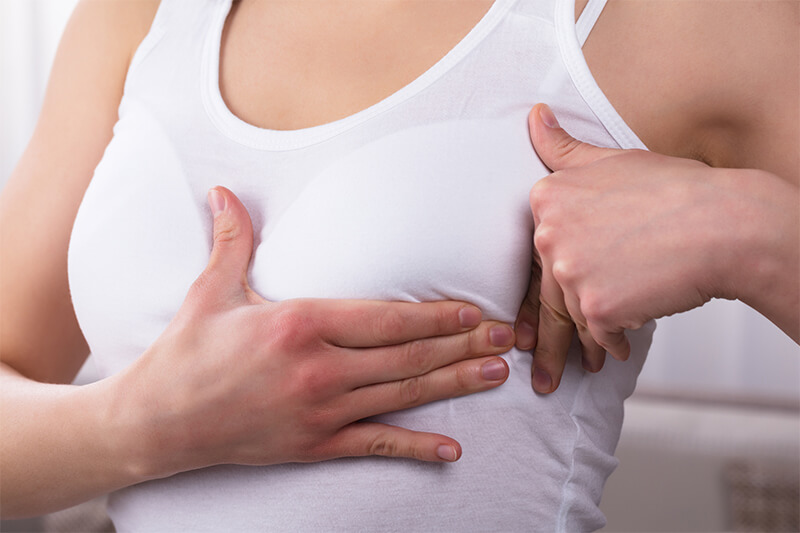 Progesteron wirkt auf die Brustdrüsen ein